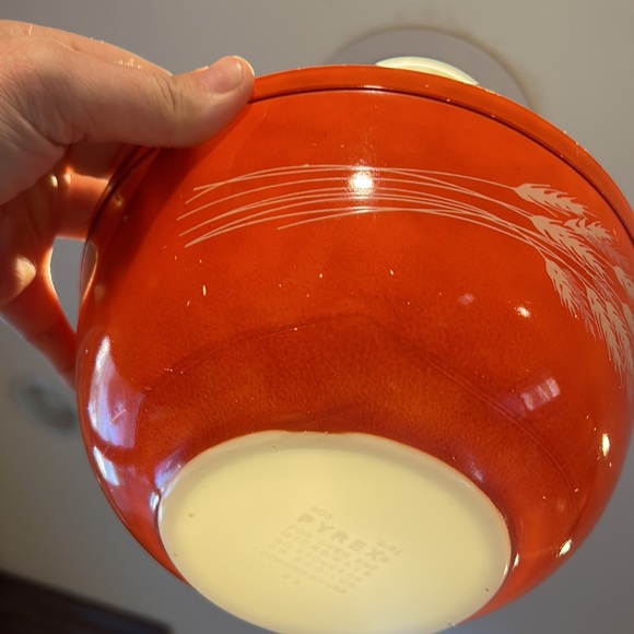 Vintage PYREX Autumn Harvest Mixing Bowl Rust Orange 403 - Picture 4 of 6